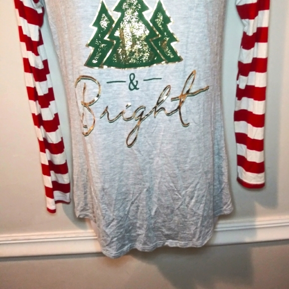 Color Bear Gray "Merry & Bright" Christmas Tree, Candy Cane Sleeve Baseball Tee - Picture 3 of 7